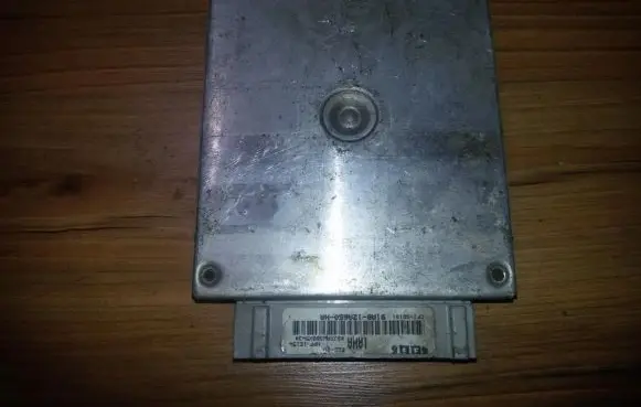Ford Fiesta Engine control unit/module 91ab12a650ha cfi-sd101