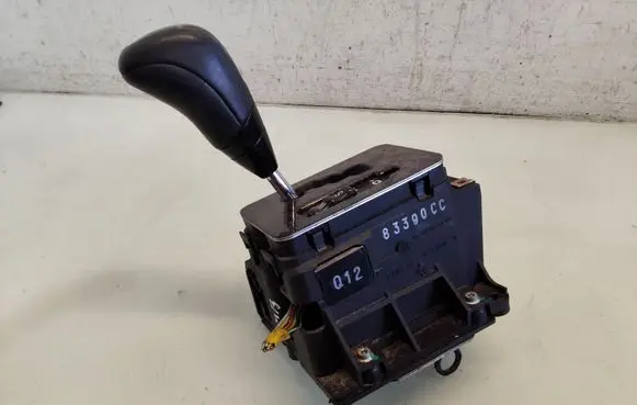 Mercedes-Benz E W210 Gear shifter/selector PP210267075