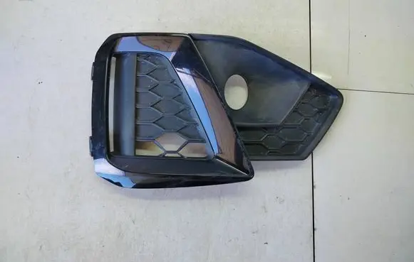 Audi A4 S4 B9 8W Front bumper lower grill 8W0807681AM