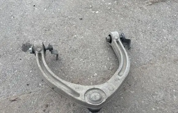 Dodge RAM Front upper control arm/wishbone 