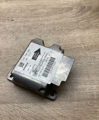 Opel Vectra B Airbag control unit/module 90508980 5WK4169