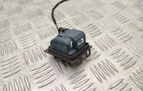Mercedes-Benz E W213 Fuel tank cap lock A0008207703