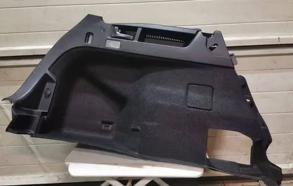 Toyota Auris E180 Trunk/boot side trim panel 6473402100 6474002170