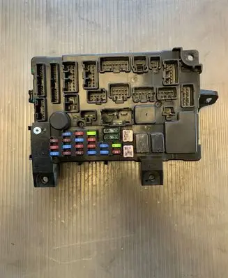 Mitsubishi Outlander Fuse module 8637A865 20062014 8453005783