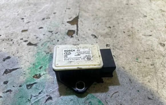 Subaru Forester SH ESP acceleration yaw rate sensor 0265005706 7011565 27542FG000