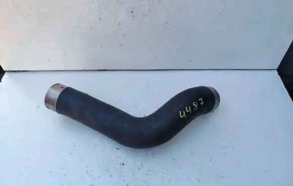 BMW 5 GT F07 Intercooler hose/pipe 7810615