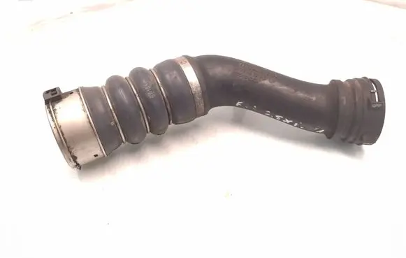 Intercooler hose/pipe