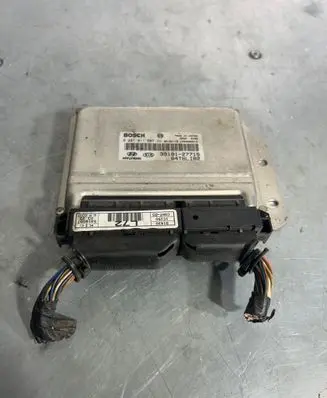 Hyundai Getz Engine control unit/module 3910127715 84TBLI02 0281011807