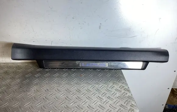 Lexus GS 250 350 300H 450H Front sill trim cover 6792030070 6792030080