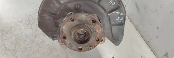 Skoda Octavia Mk2 (1Z) Front wheel hub