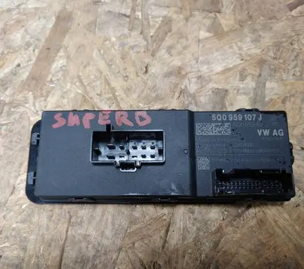 Skoda Superb B8 (3V) Tailgate/trunk control unit/module 5Q0959107J A2C73762913
