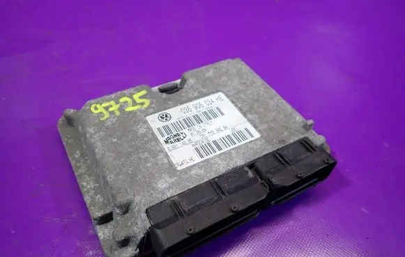 Skoda Fabia Mk1 (6Y) Engine control unit/module ECU 