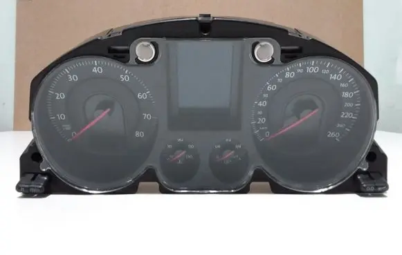 Volkswagen PASSAT B6 Speedometer (instrument cluster) 3C0920870P