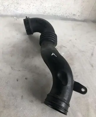 Jaguar XF X250 Intercooler hose/pipe 4R839690AF