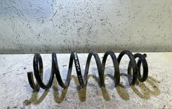 Toyota Corolla Verso AR10 Rear coil spring