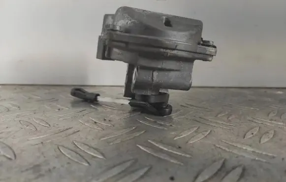 Audi A4 S4 B7 8E 8H Intake manifold valve actuator/motor 059129086E 2020513 000301561