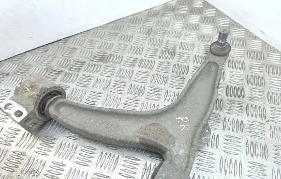 Opel Vectra C Front lower control arm/wishbone