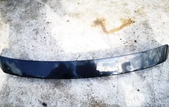 Tailgate/trunk spoiler