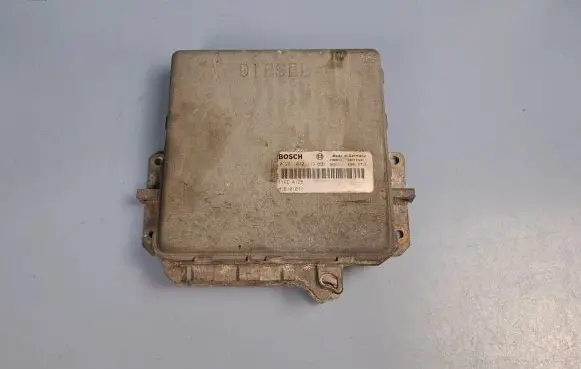 Nissan Navara D22 Engine control unit/module MSB101071 0281010113