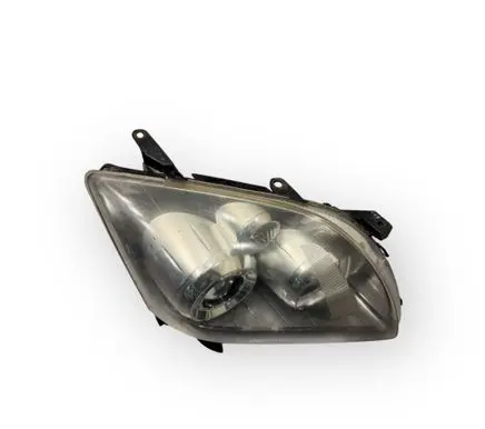 Toyota Avensis T250 Headlight/headlamp 8596724010 MAX25000V AC45V35V