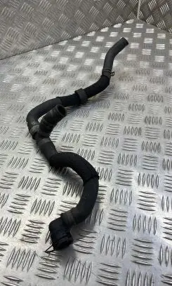Mercedes-Benz E W212 Engine coolant pipe/hose