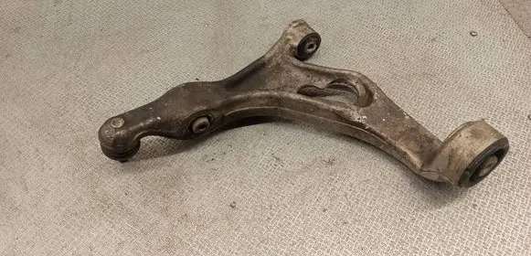 Audi Q7 4L Front lower control arm/wishbone 