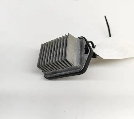 Mazda 6 Heater blower motor/fan resistor PM010010B