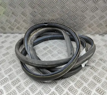 Volkswagen Caddy Trunk rubber seal (body) 2K0829193AC