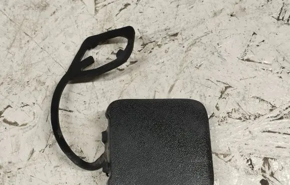 Volvo XC70 Front tow hook cap/cover 30678712