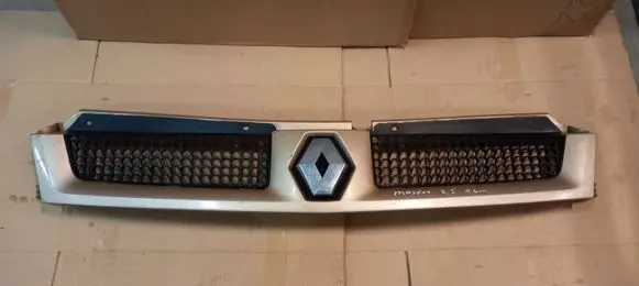 Renault Master II Front bumper upper radiator grill 8200233765