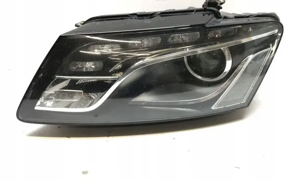 Audi Q5 SQ5 Headlight/headlamp 10111