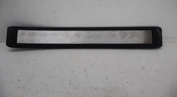 Mercedes-Benz E W211 Rear sill trim cover A2116805835