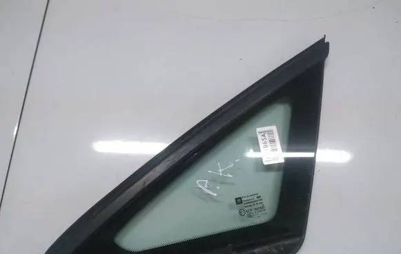 Opel Astra J Front triangle window/glass AS2