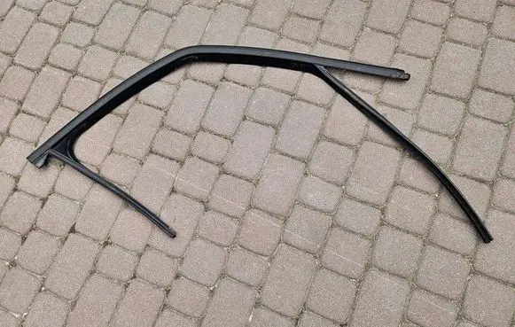 Opel Zafira C Rubber seal front door window/glass 13259969