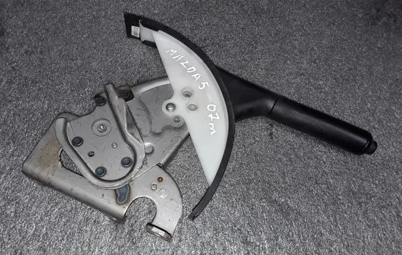 Mazda 5 Handbrake/parking brake lever assembly