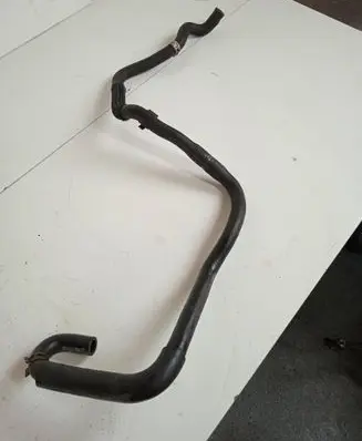 Toyota Prius+ (ZVW40) Engine coolant pipe/hose