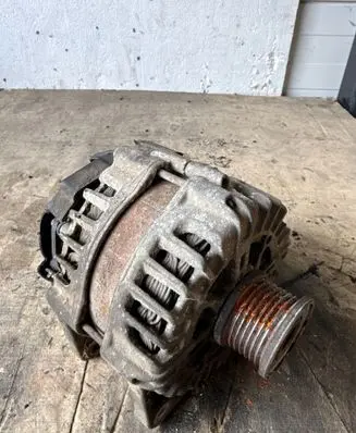 Renault Master III Generator/alternator