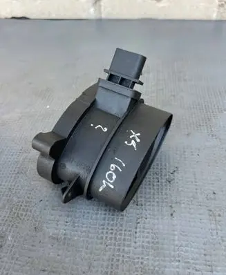BMW X5 E53 Mass air flow meter 0928400504 7788744 1362