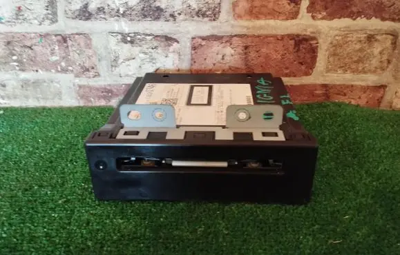 Opel Insignia A CD/DVD changer 