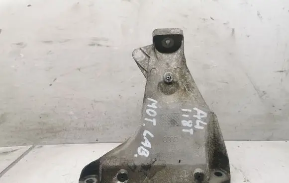 Audi A4 S4 B5 8D Engine mounting bracket 8D0199308AB