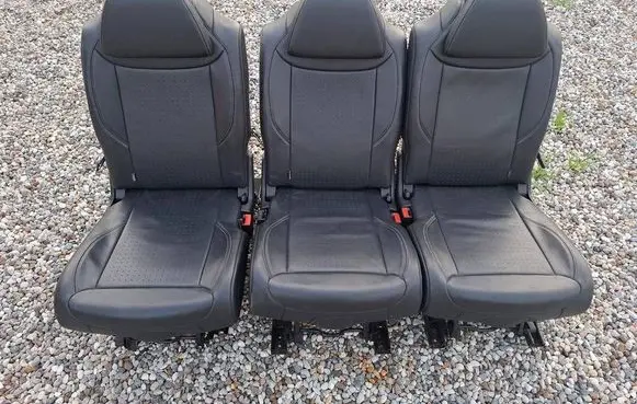 Citroen C4 I Picasso Second row seats 