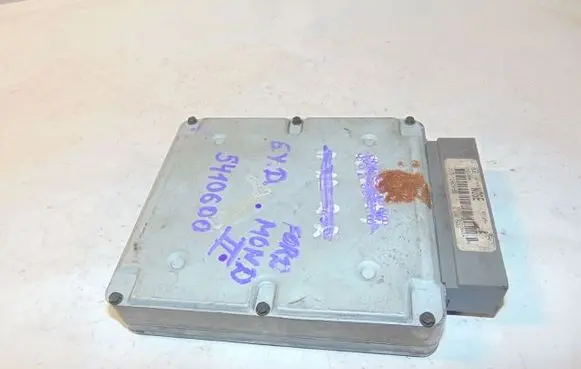Ford Mondeo MK II Engine control unit/module XS7F12A650BB