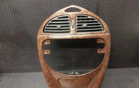 Citroen C5 Radio/GPS head unit trim 9632608577
