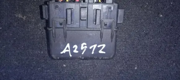 Renault Megane II Other relay 8200338695 v23134-j52-x207