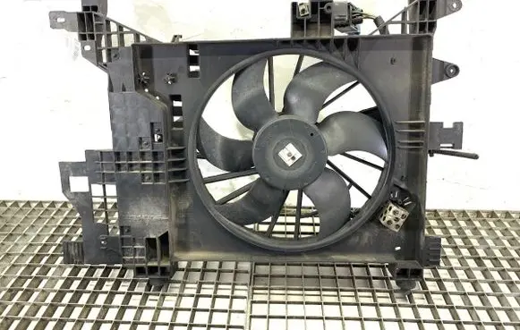 Dacia Duster II Fan set 214819914R