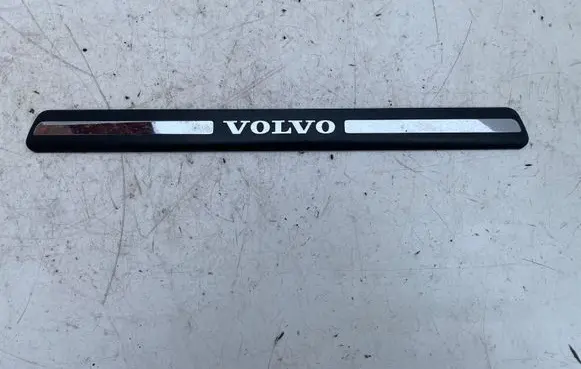 Volvo S80 Front sill trim cover 8659960