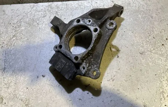 Volvo V70 Front wheel hub
