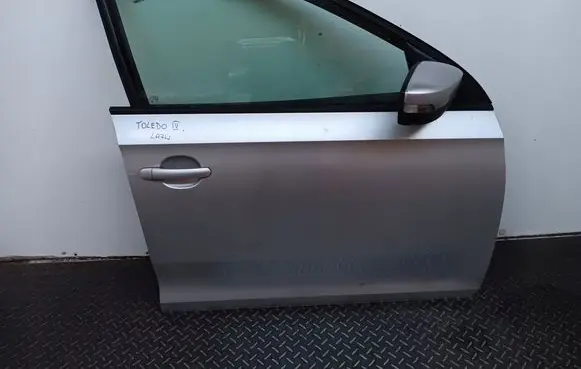 Seat Toledo IV (NH) Rear door