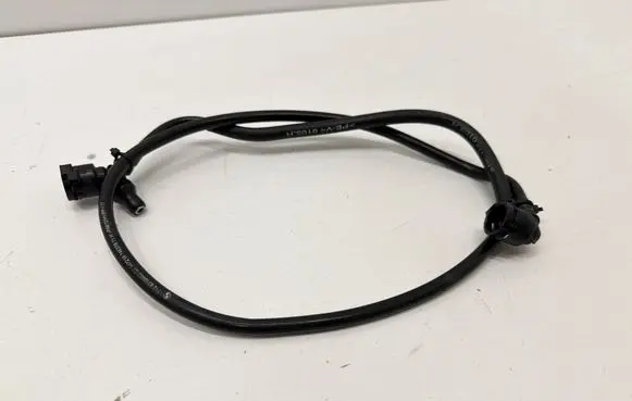 BMW 3 F30 F35 F31 Engine coolant pipe/hose 8518965