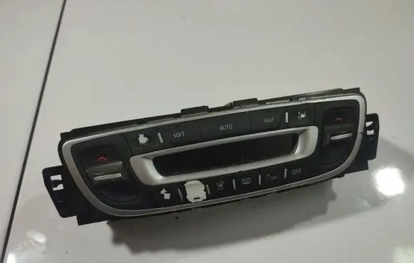 Renault Scenic III - Grand scenic III Climate control unit RefE1073945